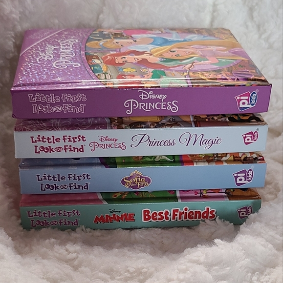 Disney Little First Look and Find 4 Board Book Set for Toddlers - Picture 6 of 14
